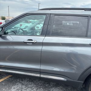 FORD EXPLORER XLT - 4