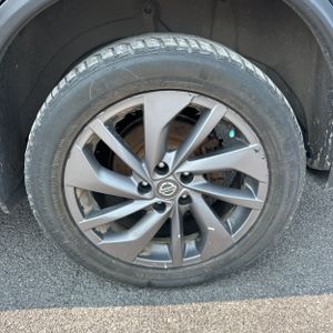 2016 Nissan ROGUE SL — миниатюра 18