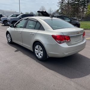 CHEVROLET CRUZE LS AUTO - 5