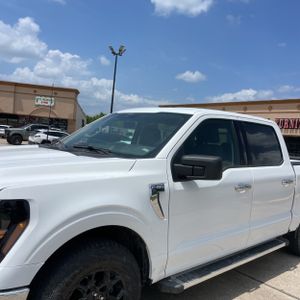 2025 FORD F-150 XLT 照片 2
