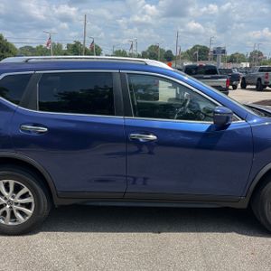 2020 Nissan ROGUE SV 缩略图 11