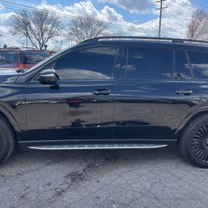 MERCEDES-BENZ GLS - 4