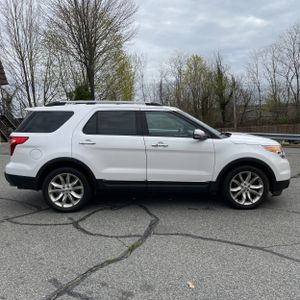 FORD EXPLORER LIMITED - 10