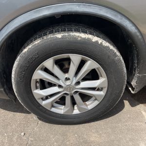 صورة مصغرة 15 لـ 2016 Nissan ROGUE SV