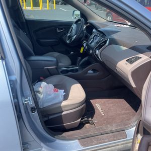 2012 Hyundai TUCSON GLS — миниатюра 32