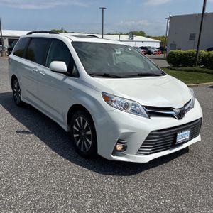 TOYOTA SIENNA - 10