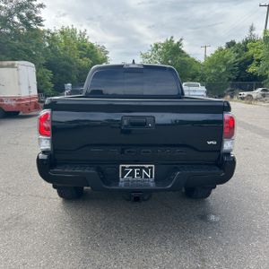 TOYOTA TACOMA TRD OFF-ROAD - 7