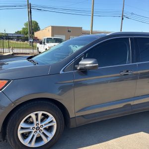 FORD EDGE SEL - 2
