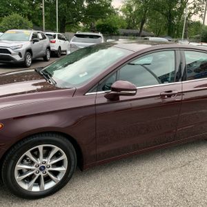 FORD FUSION SE - 2