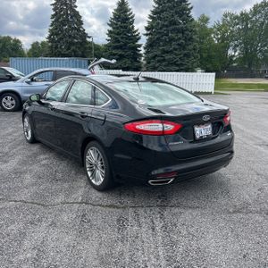 FORD FUSION SE - 5