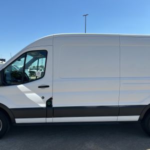 FORD TRANSIT 150 - 4
