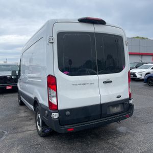 FORD TRANSIT 250 - 5