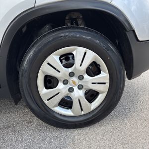 2019 Chevrolet TRAX LS thumbnail 18