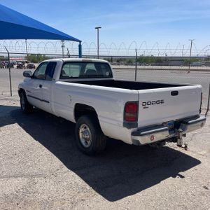 DODGE RAM 2500 ST - 5