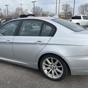 BMW 3 SERIES 328I - 6