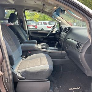 2012 Nissan ARMADA SV thumbnail 32