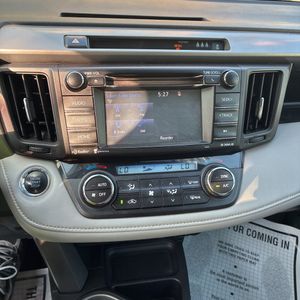 صورة 38 لـ 2018 Toyota RAV4 XLE