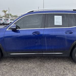 MERCEDES-BENZ GLB - 3