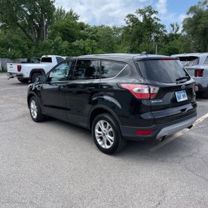 FORD ESCAPE SE - 4