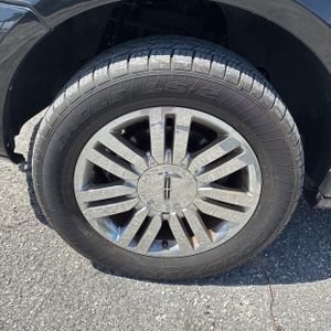 2012 Lincoln NAVIGATOR BASE — миниатюра 17