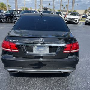 MERCEDES-BENZ E-CLASS - 7