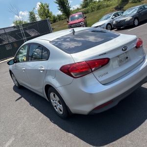 2017 KIA FORTE LX 照片 5
