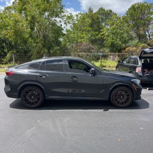 BMW X6 M BASE - 10