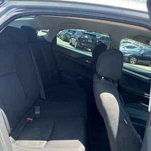 صورة مصغرة 34 لـ 2018 Honda CIVIC LX