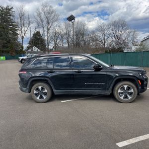 JEEP GRAND CHEROKEE 4XE - 10