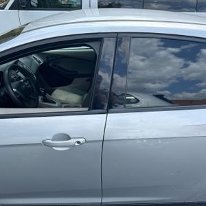 FORD FOCUS SE - 3