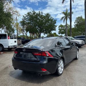 LEXUS IS 200T BASE - 8