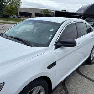 FORD TAURUS SE - 2