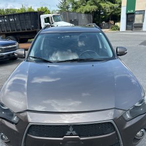 2012 Mitsubishi OUTLANDER SE — миниатюра 15