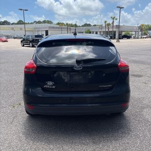 FORD FOCUS TITANIUM - 7