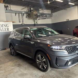 KIA SORENTO HYBRID EX - 10