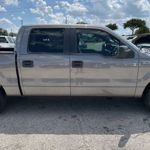 2010 FORD F-150 XLT — миниатюра 11