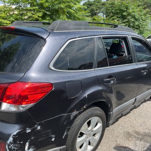 صورة 8 لـ 2010 Subaru OUTBACK PREMIUM