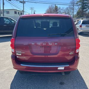 DODGE GRAND CARAVAN SXT - 7