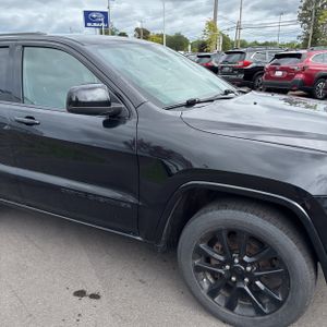صورة 13 لـ 2017 JEEP GRAND CHEROKEE ALTITUDE
