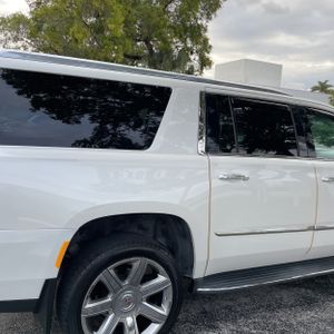 CADILLAC ESCALADE ESV PREMIUM LUXURY - 9