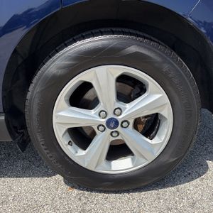 صورة مصغرة 18 لـ 2016 FORD EDGE SE