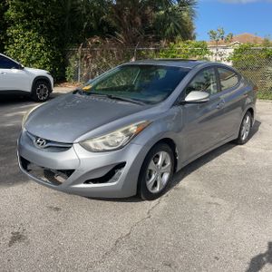 HYUNDAI ELANTRA VALUE EDITION - 1