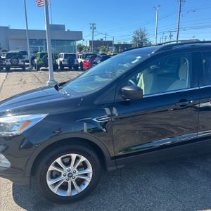 2018 FORD ESCAPE SE 照片 2