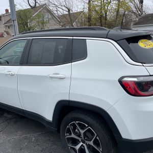 JEEP COMPASS LIMITED 4X4 - 6