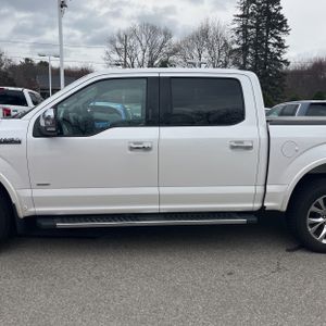 FORD F-150 LARIAT - 4
