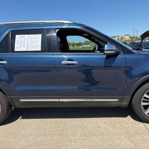 FORD EXPLORER PLATINUM - 9