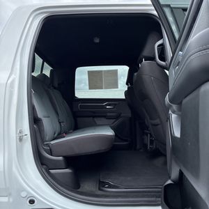 2023 RAM 1500 BIG HORN — миниатюра 36