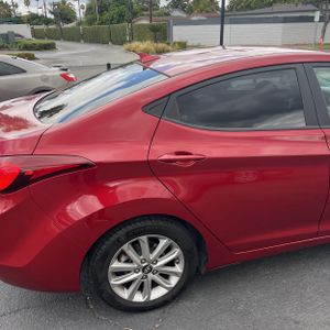HYUNDAI ELANTRA - 9