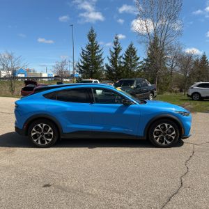 FORD MUSTANG MACH-E SELECT - 10