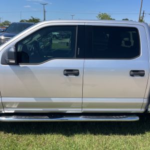 FORD F-150 XLT - 4
